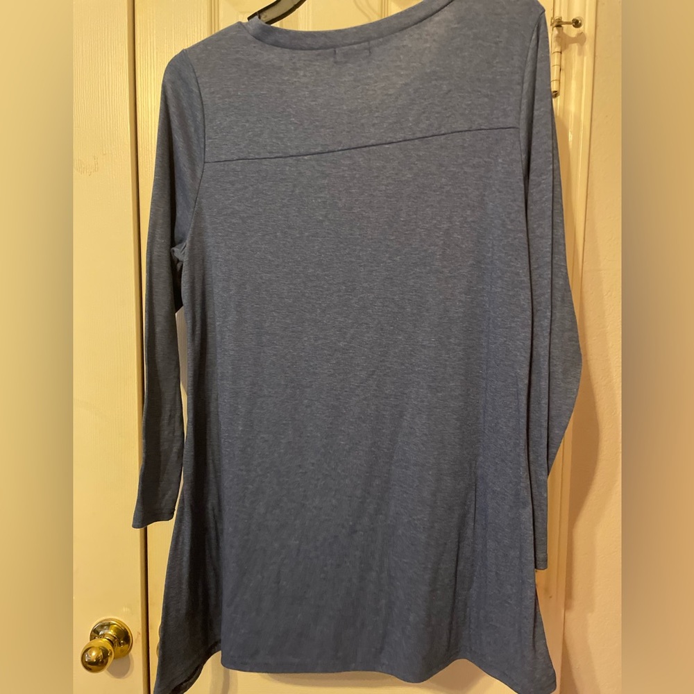 Genjun Asymmetrical Top - Picture 2 of 4